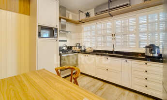 Imagem 5: 4 dormitórios na Rua Professora Eugênia Dos Reis Perito