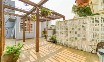 Imagem 7: 6 dormitórios, 2 suíte, 3 banheiro, 3 vagas na garagem