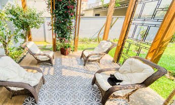 Imagem 6: 6 dormitórios, 2 suíte, 3 banheiro, 3 vagas na garagem