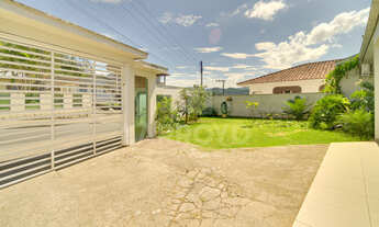 Imagem 3: 6 dormitórios, 1 suítes, 2 banheiro, 2 vagas na garagem