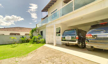 Imagem 2: 6 dormitórios, 1 suítes, 2 banheiro, 2 vagas na garagem