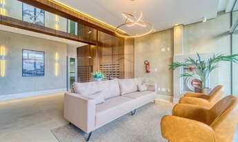 Imagem 2: 2 dormitórios, 1 suítes, 2 banheiro, 1 vaga na garagem