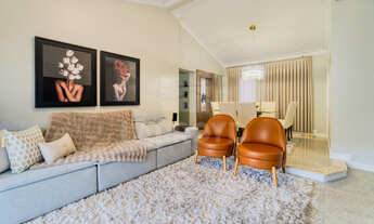 Imagem 2: 2 dormitórios, 1 suítes, 2 banheiro, 6 vagas na garagem