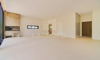 Imagem 4: 3 dormitórios, 3 suíte, 4 banheiro, 2 vagas na garagem