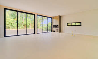 Imagem 3: 3 dormitórios, 3 suíte, 4 banheiro, 2 vagas na garagem