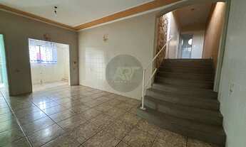 Imagem 2: Casa com 3 Quartos e 2 banheiros para Alugar