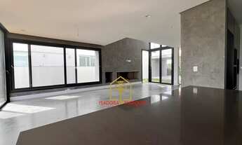 Imagem 4: Casa Alto Padrão - Condomínio - Pelotas