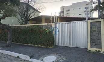 Imagem: Casa Padrão/Casa em Ponta Negra/ Casa a