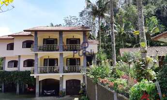 Imagem 3: Pousada Cinematográfica em Nova Friburgo - RJ | 2.200 m2 | 1.205 m2 de Construção