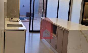 Imagem 7: Casa com piscina e energia fotovoltaica