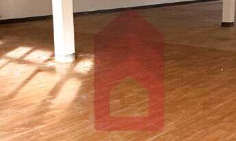 Imagem 5: Ampla sala com localização privilegiada e segurança