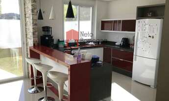 Imagem 7: Sobrado com Móveis e Amplo Quintal