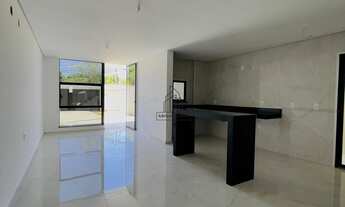 Imagem 2: Casa solta em excelente localização