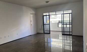 Imagem 3: Amplo apartamento em excelente localização, no Meireles