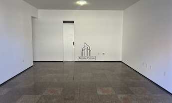 Imagem 2: Amplo apartamento em excelente localização, no Meireles