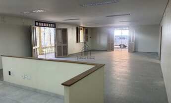 Imagem 6: Casa com amplo terreno