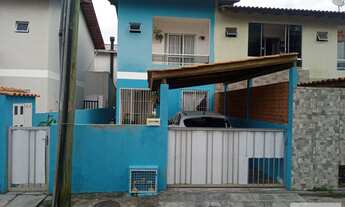 Imagem 2: Sobrado à venda no bairro Ingleses do Rio Vermelho - Florianópolis/SC