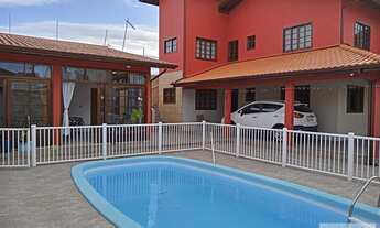 Imagem: Casa à venda no bairro Ingleses do Rio