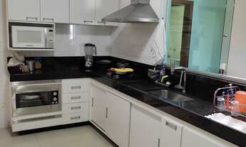 Imagem: Excelente Casa de 3 Quartos no Bairro Adeodato