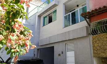 Imagem: Casa Geminada Triplex em Belo Vale, Santa