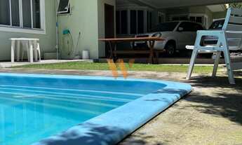 Imagem 4: CASA com 338m² à VENDA em JURERÊ!