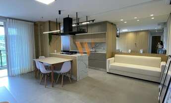 Imagem 2: Apartamento Alto Padrão com 84m² para Aluguel Anual em Jurerê Internacional, Florianópolis