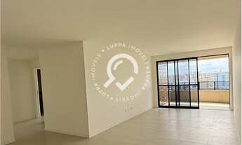 Imagem 2: Imóvel para venda possui 135 metros quadrados com 3 quartos em Ponta Verde - Maceió - AL