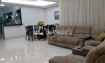 Imagem 4: Casa 4 Quartos a Venda no Setor Faiçalville em Goiânia com 480m²