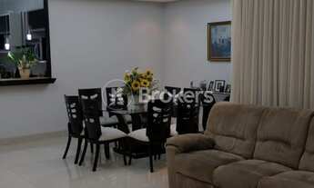 Imagem 6: Casa 4 Quartos a Venda no Setor Faiçalville em Goiânia com 480m²