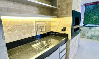 Imagem 2: Residência de Luxo com Ofurô: Localização Privilegiada