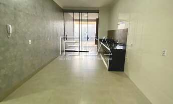 Imagem 4: EXCELENTE OPORTUNIDADE! CASA COM 03 QUARTOS SENDO 01 SUÍTE E ÁREA DE LAZER COMPLETA