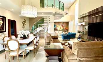 Imagem 3: Sobrado com 4 suítes sendo 3 com clouset no Condomínio Santa Felicidade