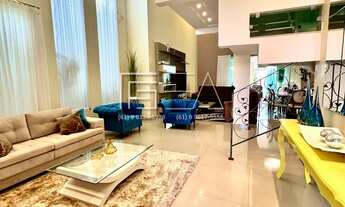 Imagem 6: Sobrado com 4 suítes sendo 3 com clouset no Condomínio Santa Felicidade