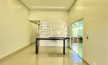 Imagem 5: Residência Tranquila: Casa de 3 Quartos com Suíte e Spa Privativo!