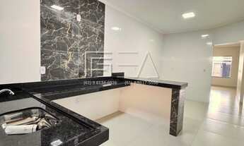 Imagem 2: DISPONÍVEL PARA VENDA! CASA COM 03 QUARTOS SENDO 01 SUÍTE E ÁREA DE CHURRASQUEIRA