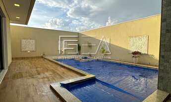 Imagem: Residência de Prestígio com Piscina e