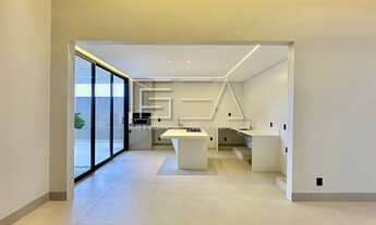 Imagem 5: CASA ALTO PADRÃO À VENDA - 03 SUÍTES + PISCINA AQUECIDA