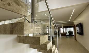 Imagem 3: Imóvel de Alto Padrão com Suíte Master Exclusiva!