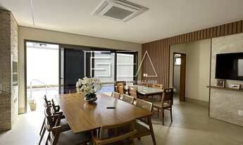 Imagem 7: Imóvel de Alto Padrão com Suíte Master Exclusiva!