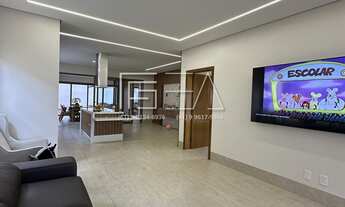 Imagem 5: Imóvel de Alto Padrão com Suíte Master Exclusiva!