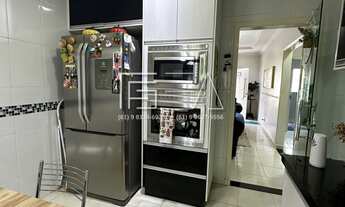 Imagem 7: OPORTUNIDADE! CASA COM 03 QUARTOS SENDO 01 SUÍTE E EDÍCULA COM CHURRASQUEIRA