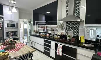 Imagem 6: OPORTUNIDADE! CASA COM 03 QUARTOS SENDO 01 SUÍTE E EDÍCULA COM CHURRASQUEIRA