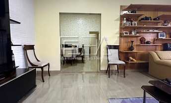 Imagem 5: Excelente Oportunidade: Casa com 3 Quartos e Edícula à Venda