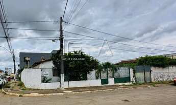 Imagem 4: OPORTUNIDADE PARA INVESTIMENTO! CASA COM 03 QUARTOS