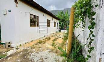 Imagem 2: OPORTUNIDADE PARA INVESTIMENTO! CASA COM 03 QUARTOS