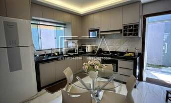 Imagem 3: Aluguel de Casa Mobiliada com 3 Quartos e Suíte!