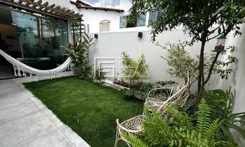 Imagem 3: Espaçosa Residência no Coração da Cidade com 3 Suítes e Closet