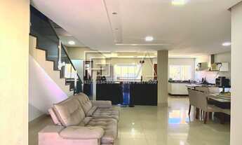 Imagem: OPORTUNIDADE! SOBRADO COM 04 QUARTOS SENDO