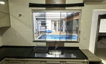 Imagem 6: Casa com 3 Quartos e Piscina à sua Espera!