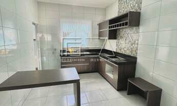 Imagem 5: CASA À VENDA COM 02 QUARTOS SENDO 01 SUÍTE E ÁREA DE LAZER COM PISCINA